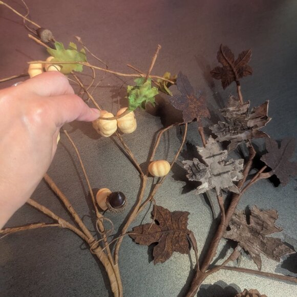 Autumn Wire Wreath Decor Accents Acorn Pumpkin Fall Leaves - Picture 3 of 14